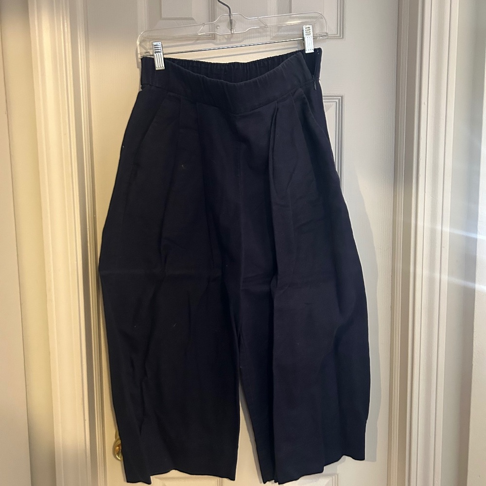 GAP wide leg capris